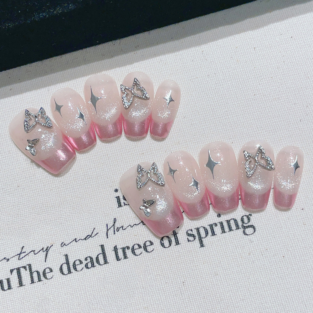 10 adet Kısa Trapez El Yapımı  - Nail Art Pink incelemesi ve fiyatı