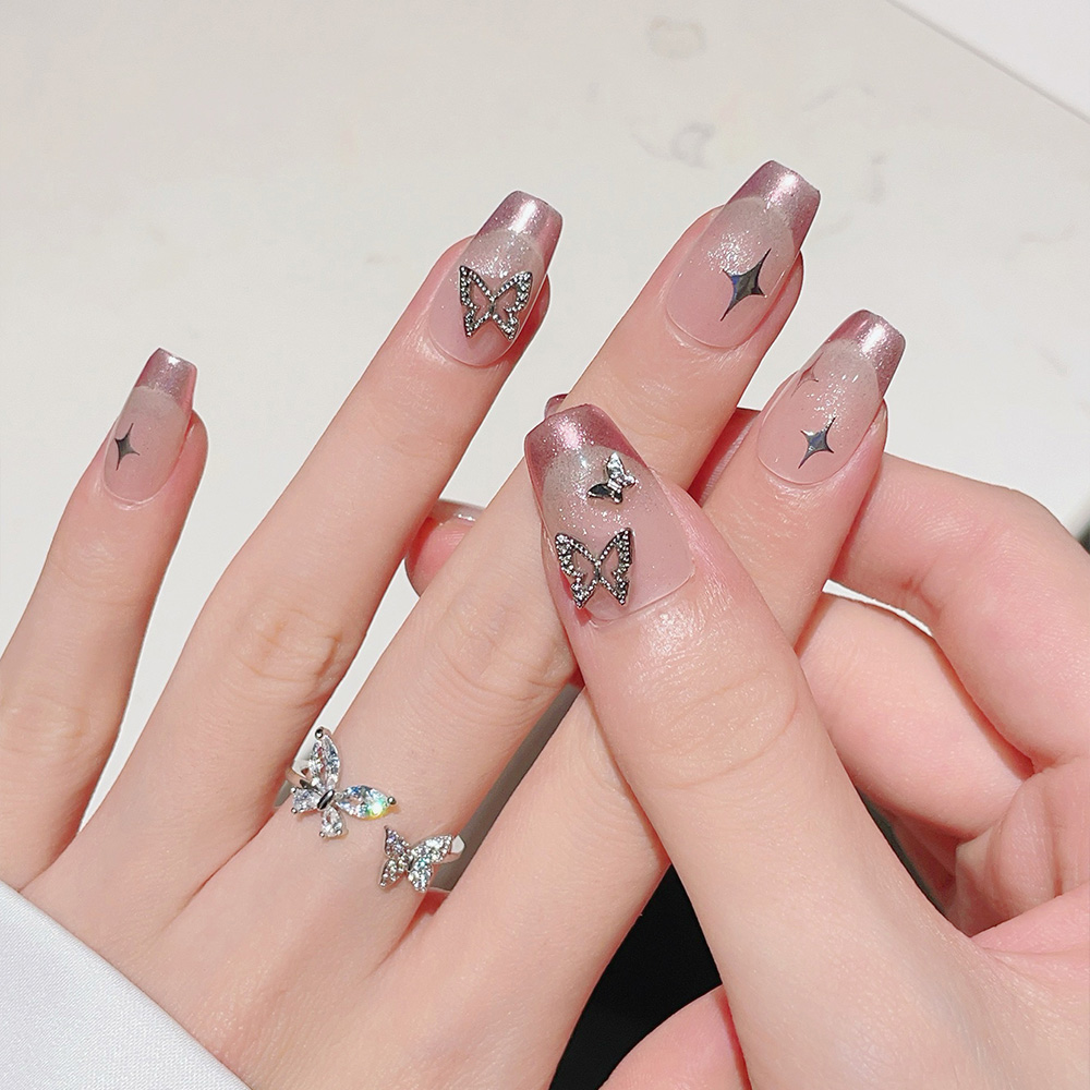 10 adet Kısa Trapez El Yapımı  - Nail Art Pink incelemesi ve fiyatı